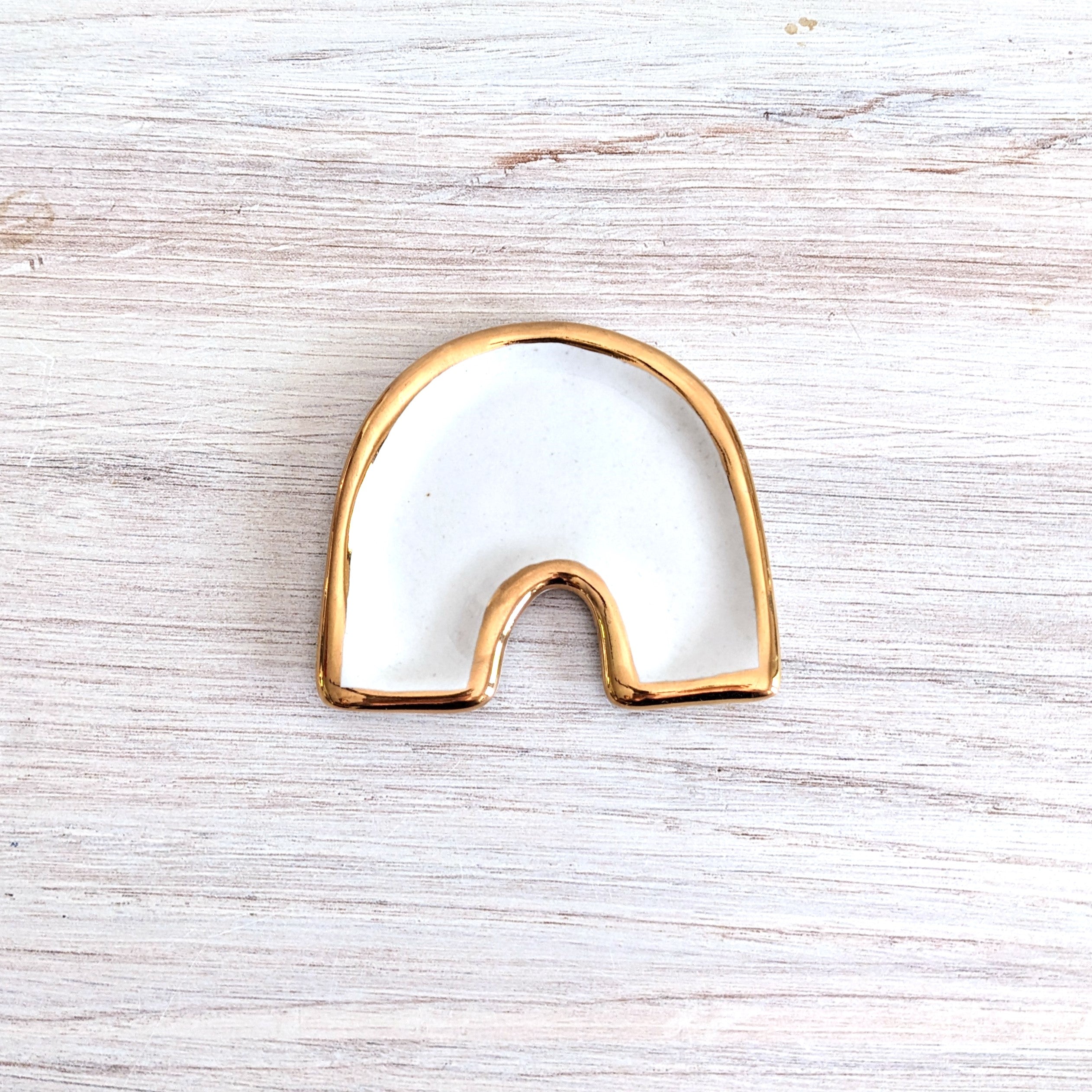 The Marsha Trinket Dish and Brush Rest