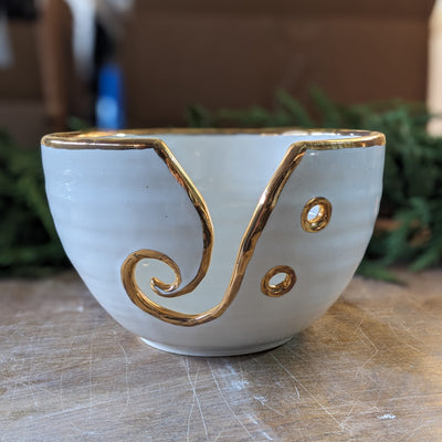 The Connie Yarn Bowl